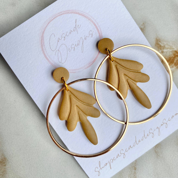 The Rhea - Hoop Clay Earrings