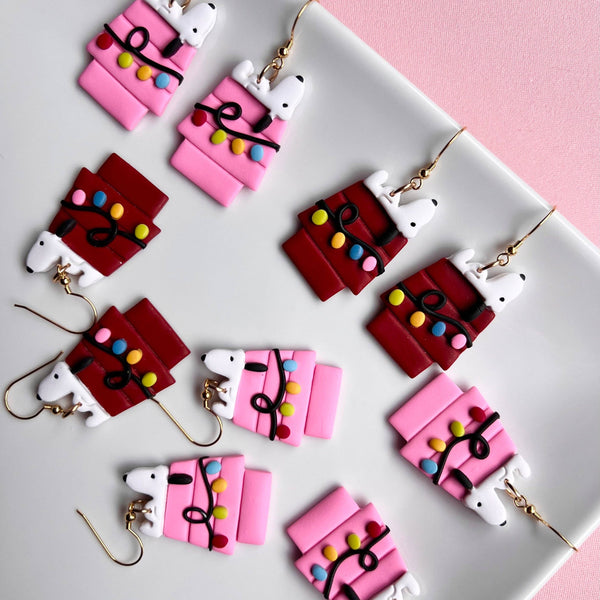 The Snoopi - Sleepy Doghouse & Christmas Lights Clay Earrings